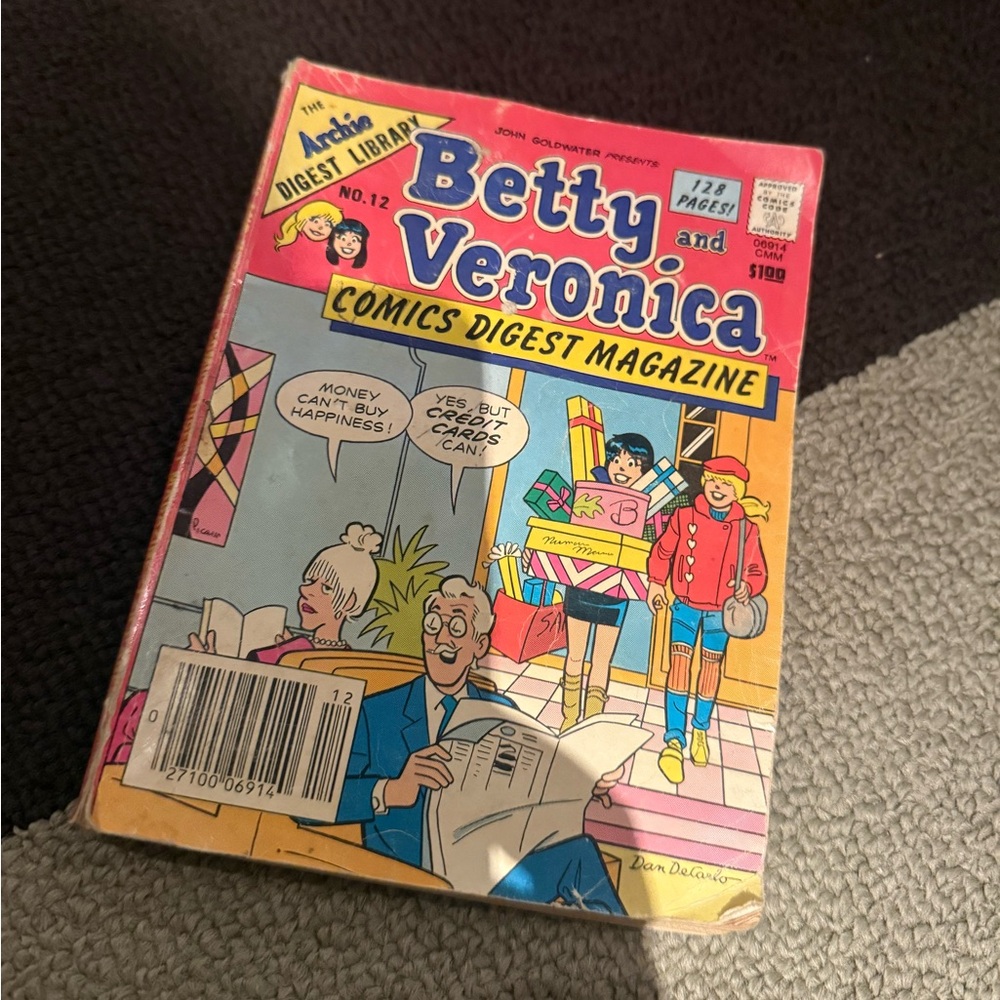 Betty and Veronica Comics Book